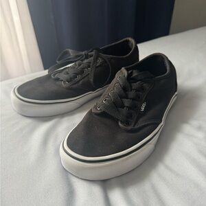 Vans Men's Black and White Canvas Sneakers Off The Wall